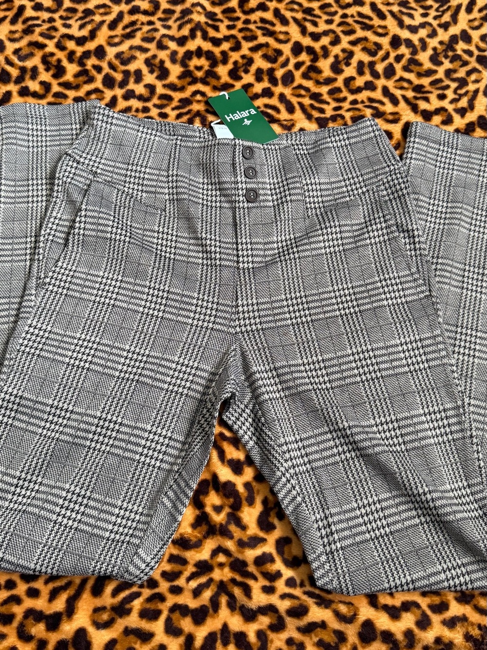 Halara women flex high waisted Gray Plaid Pants